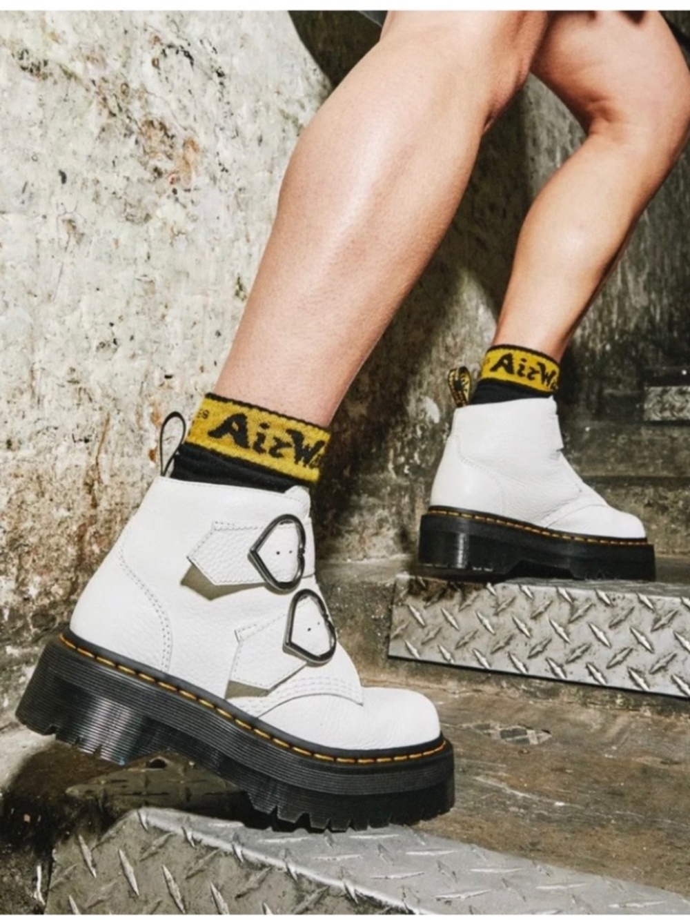 Dr. Martens DEVON HEART LEATHER PLATFORM BOOTS